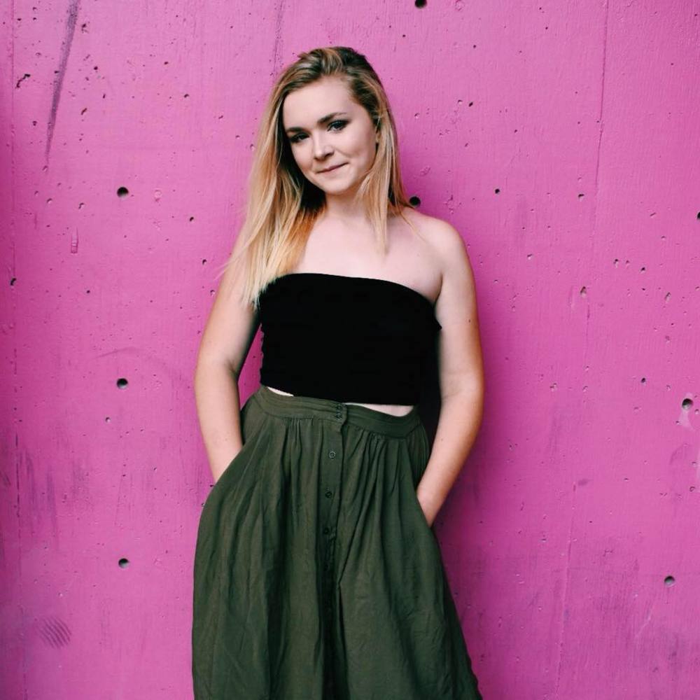 Meet your Posher, Emma